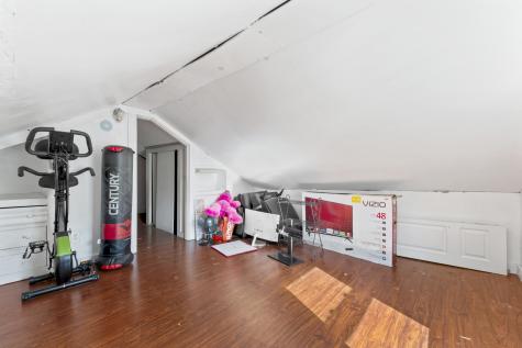 31 Bonython Avenue Saco ME 04072