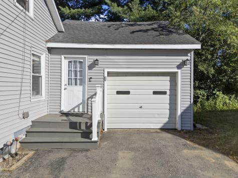 31 Bonython Avenue Saco ME 04072
