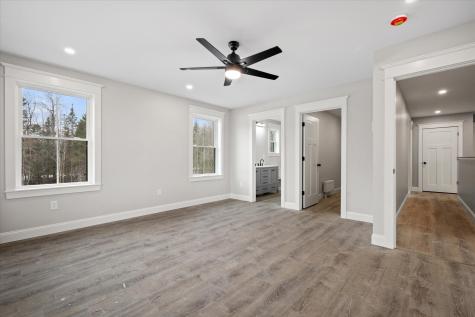 673 Streamside Avenue Hermon ME 04401