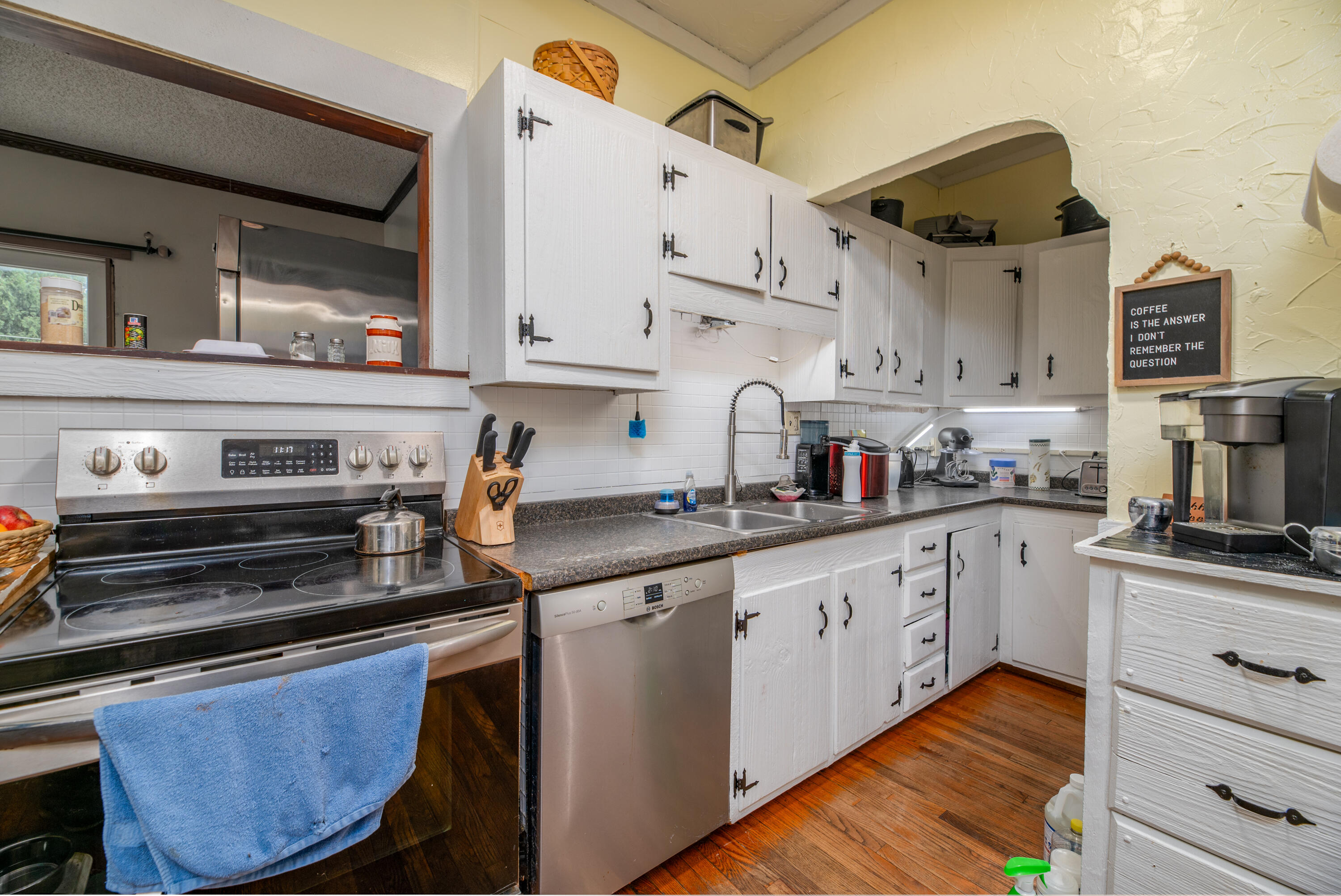 140 Hartland Avenue Pittsfield ME 04967