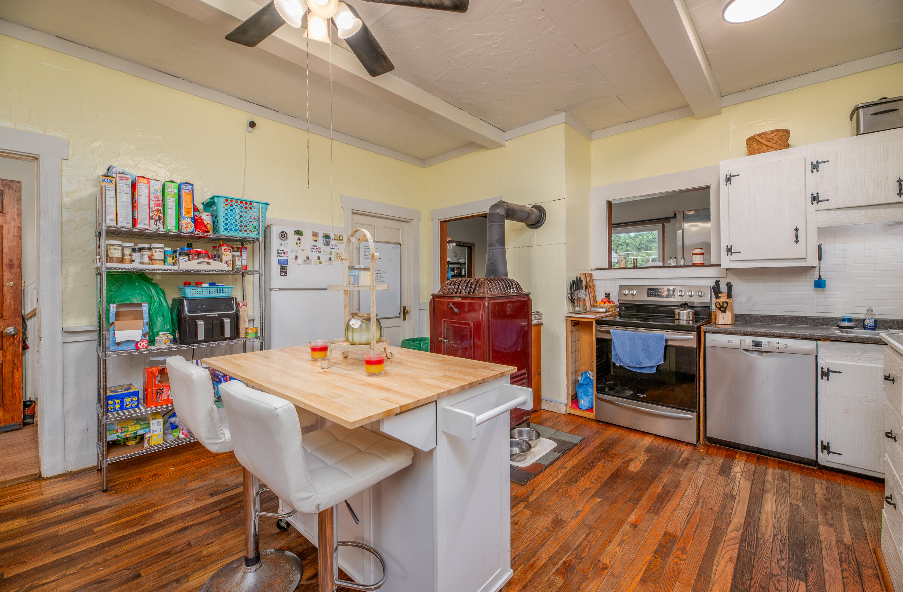 140 Hartland Avenue Pittsfield ME 04967