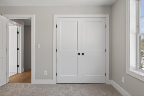 152 Owl's Nest Road Portland ME 04102