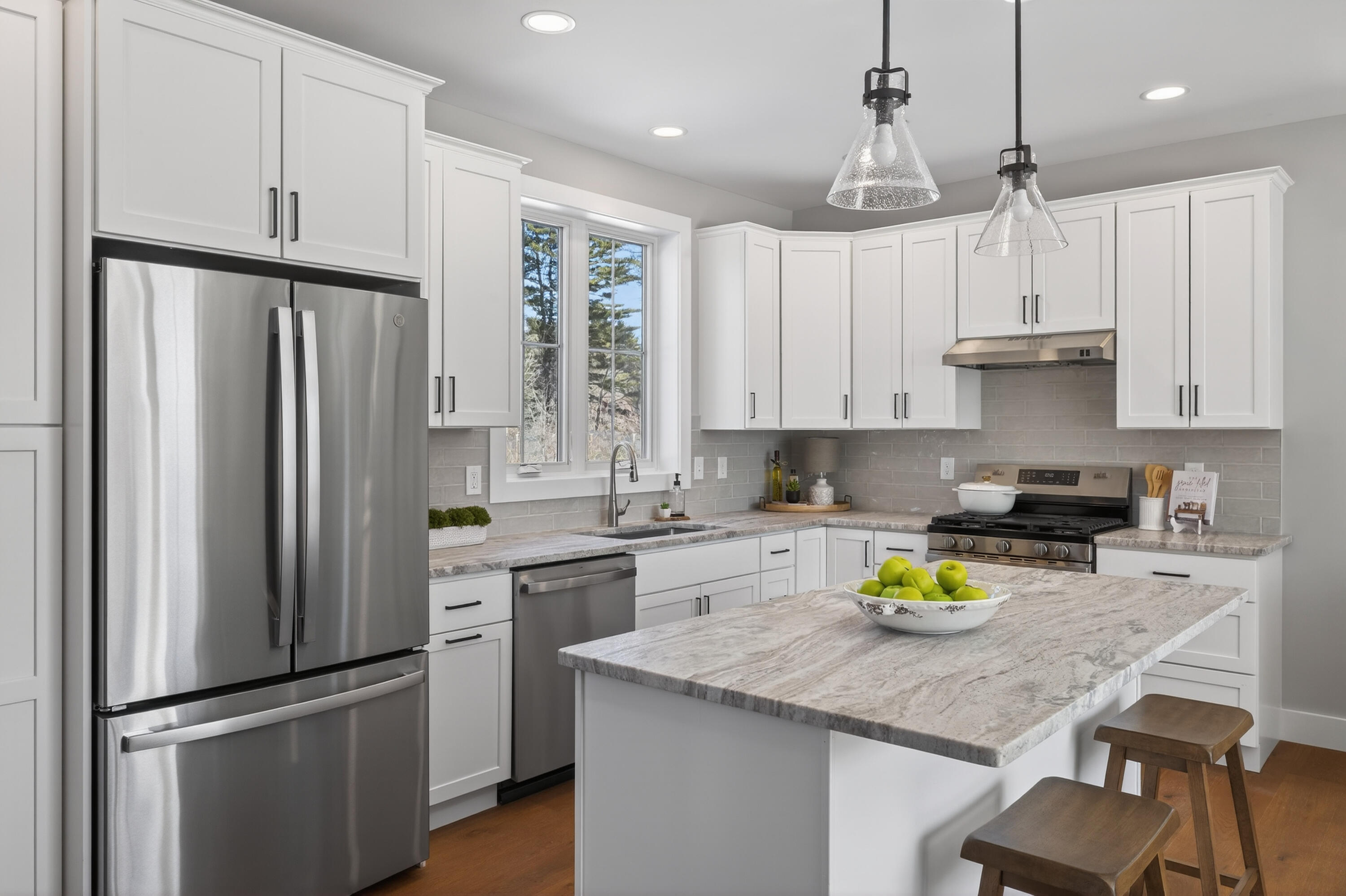 152 Owl's Nest Road Portland ME 04102