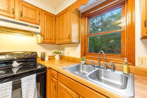 327 Pine Hill Road York ME 03902