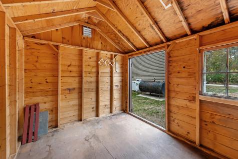 69 Winter Brook Road Mechanic Falls ME 04256