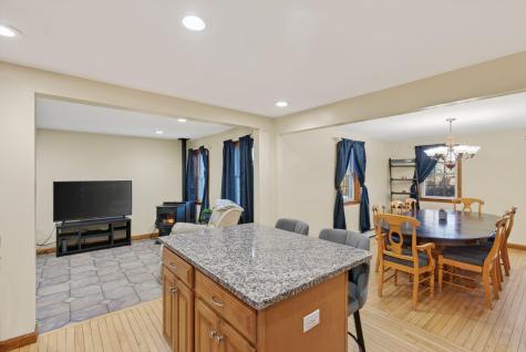 89 Wells Highlands Wells ME 04090