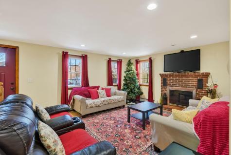 89 Wells Highlands Wells ME 04090