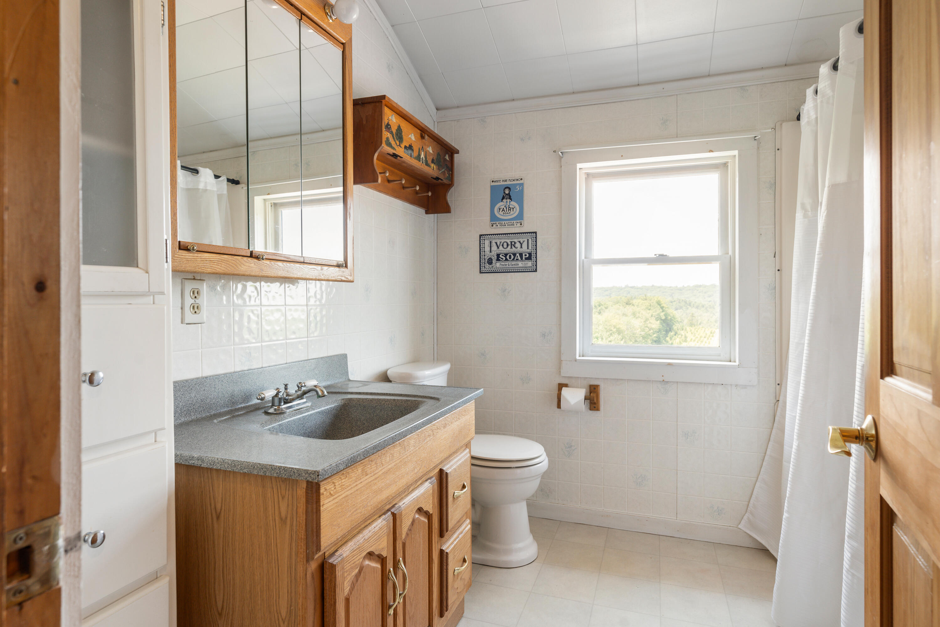 663 Boothbay Road Edgecomb ME 04556