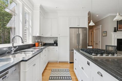 28 Washburn Drive Kennebunkport ME 04046