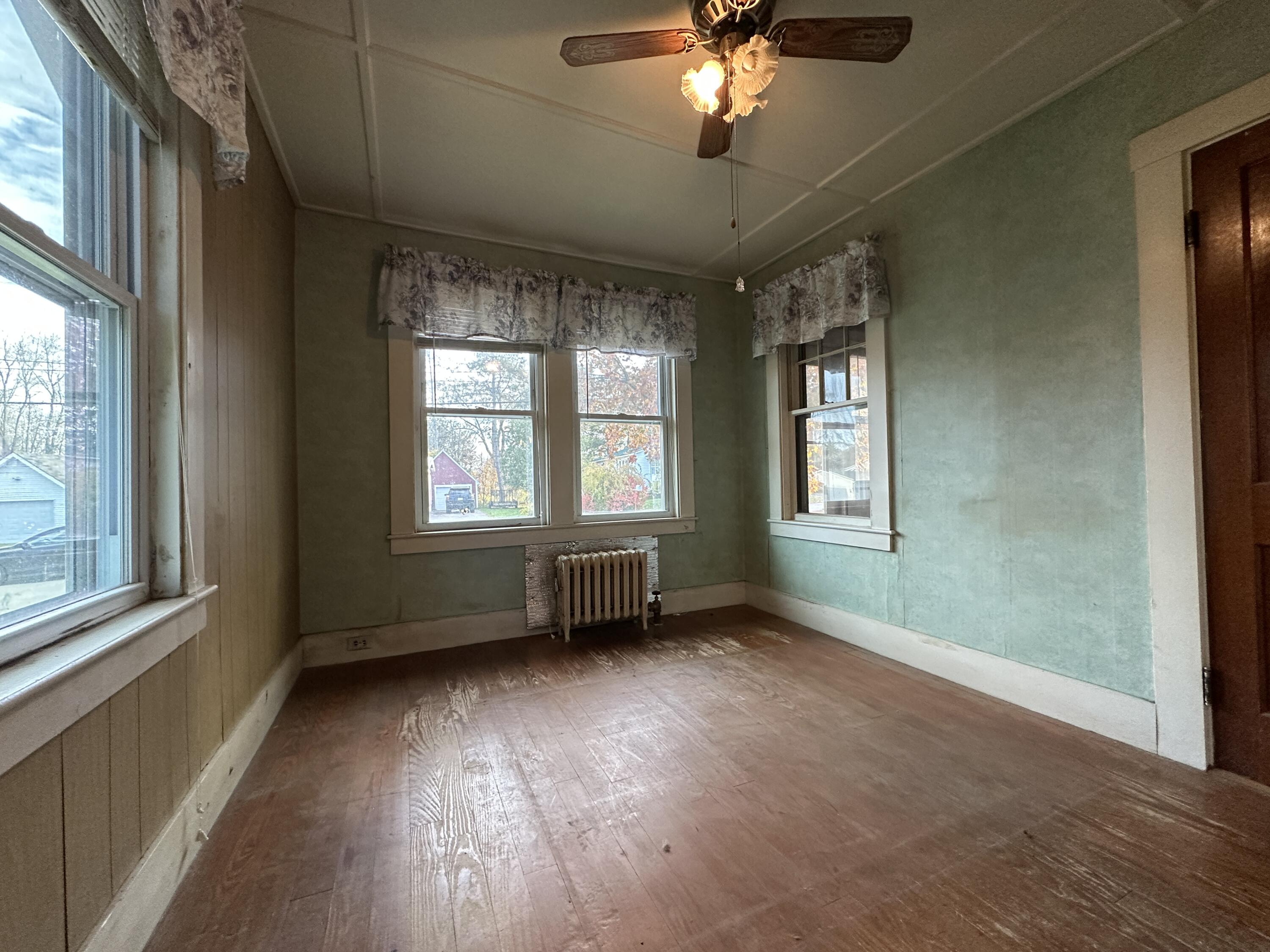 26 Winn Avenue Clinton ME 04927