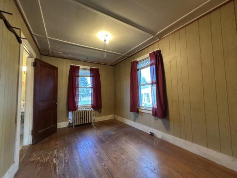 26 Winn Avenue Clinton ME 04927