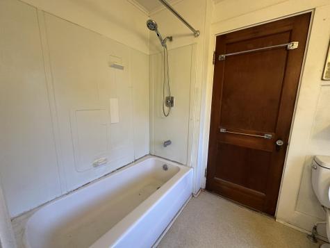 26 Winn Avenue Clinton ME 04927