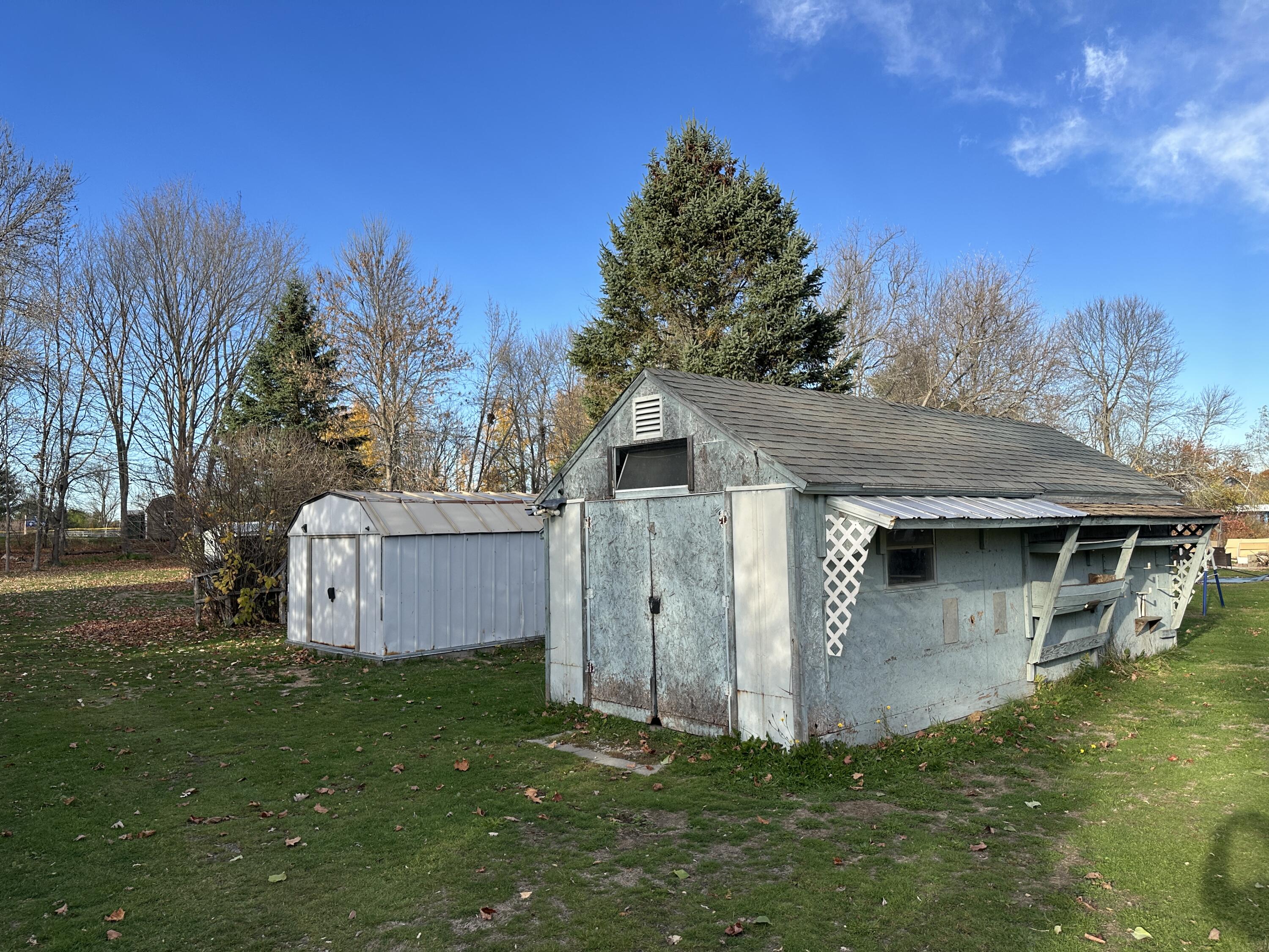 26 Winn Avenue Clinton ME 04927