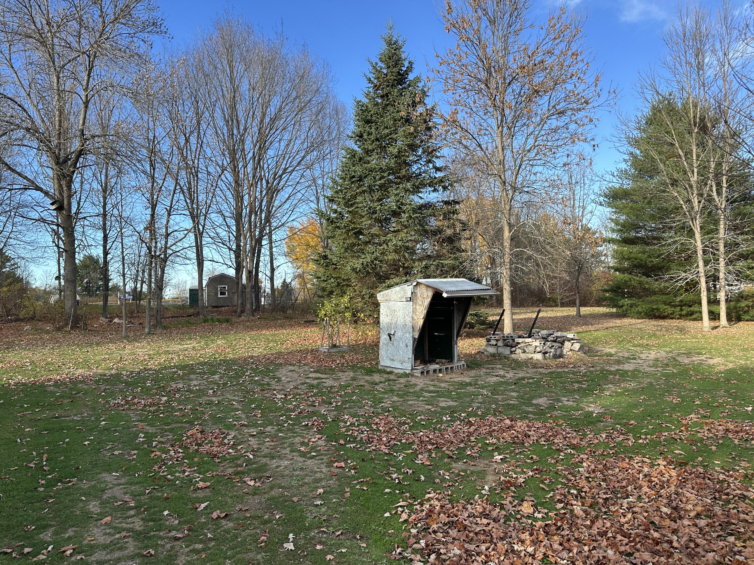 26 Winn Avenue Clinton ME 04927