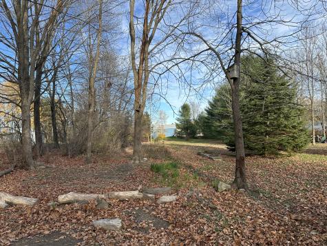 26 Winn Avenue Clinton ME 04927