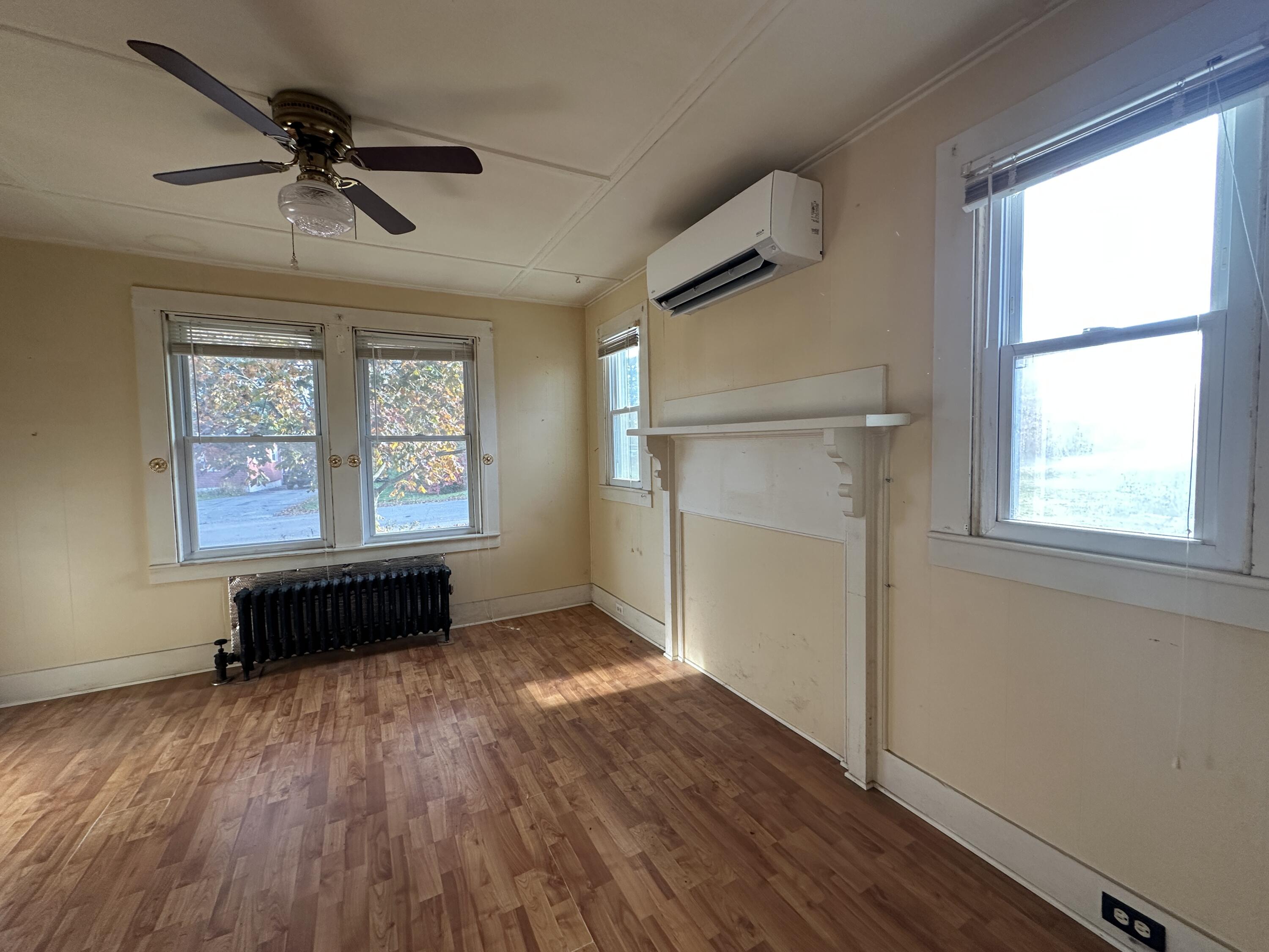 26 Winn Avenue Clinton ME 04927