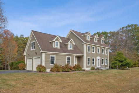 37 Sydneys Way Gorham ME 04038