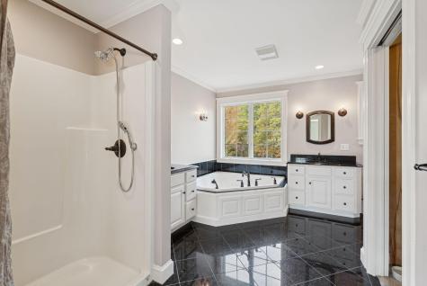 37 Sydneys Way Gorham ME 04038