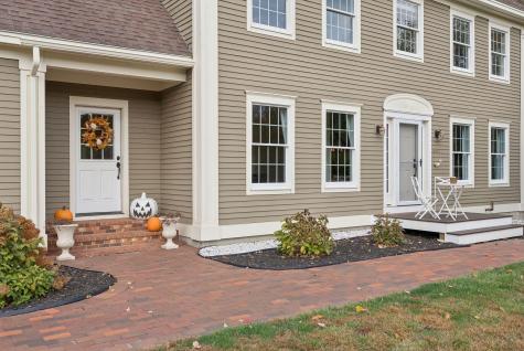 37 Sydneys Way Gorham ME 04038