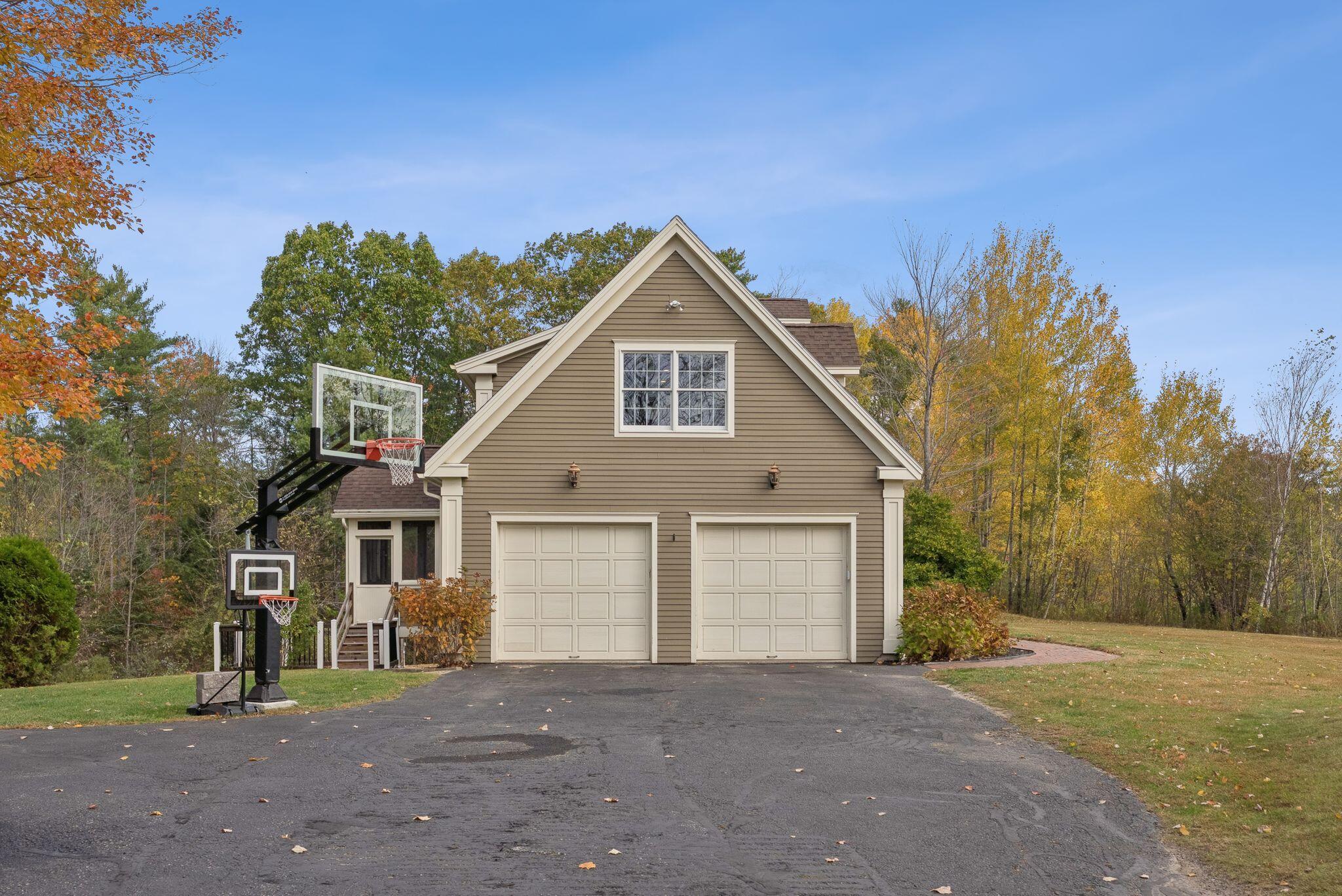 37 Sydneys Way Gorham ME 04038