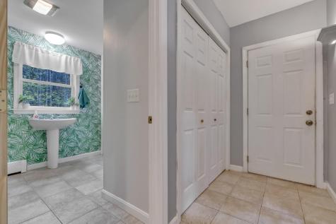 24 Gahan Lane Berwick ME 03901