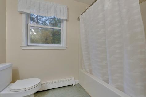 24 Gahan Lane Berwick ME 03901