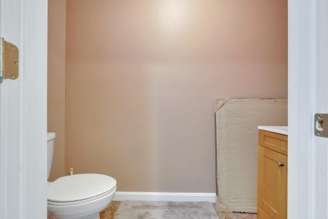 24 Gahan Lane Berwick ME 03901