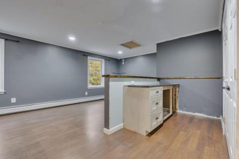 24 Gahan Lane Berwick ME 03901