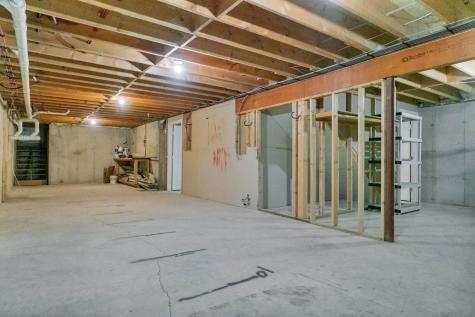 24 Gahan Lane Berwick ME 03901