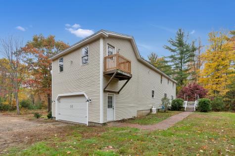 24 Gahan Lane Berwick ME 03901