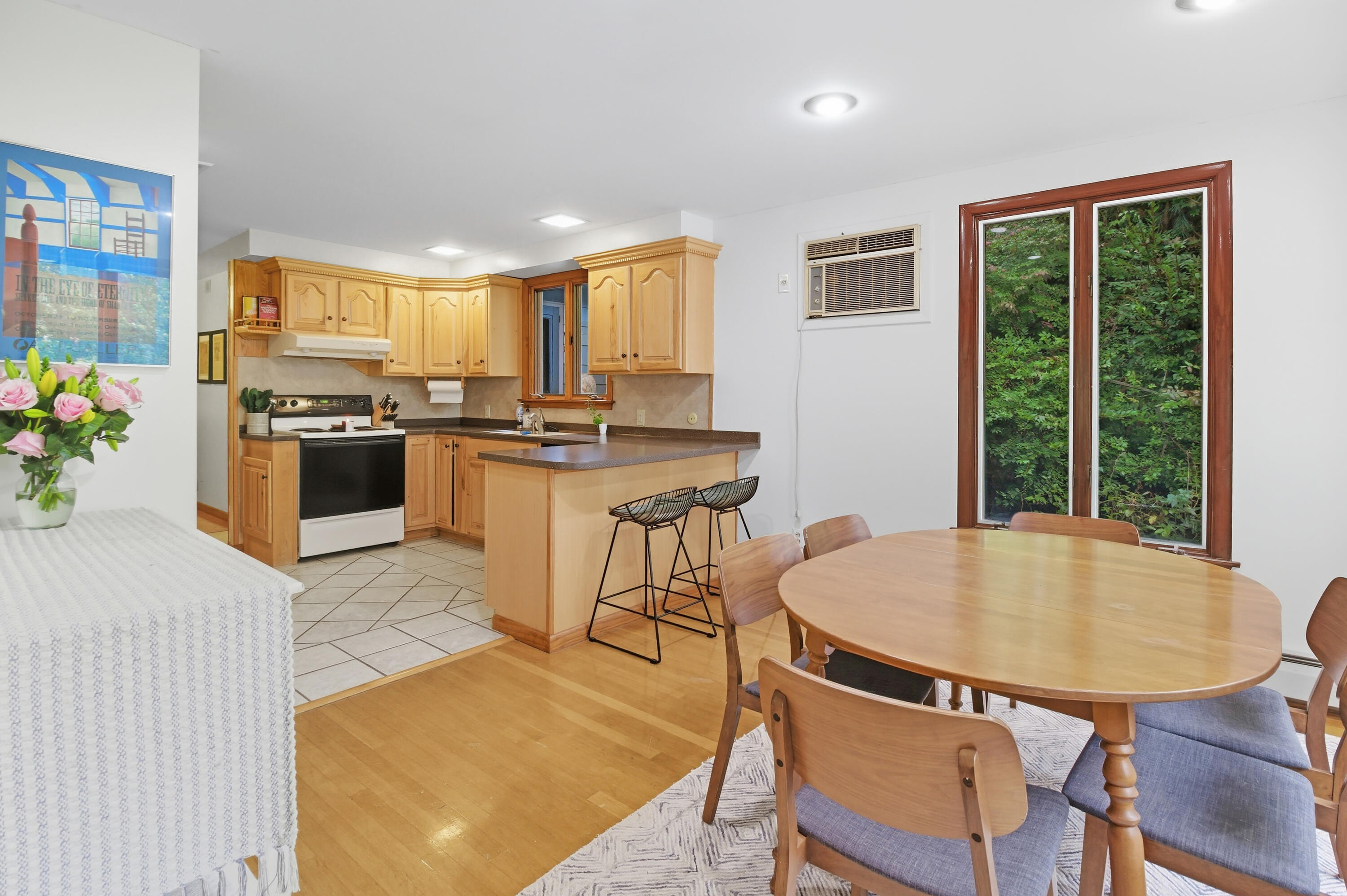 6 Glenview Avenue Lewiston ME 04240