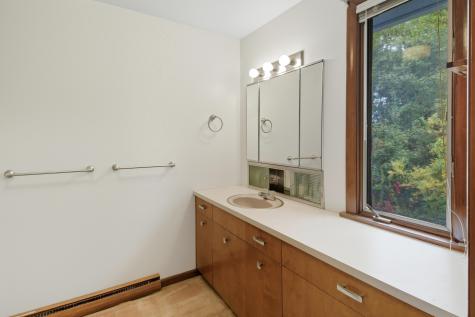 6 Glenview Avenue Lewiston ME 04240