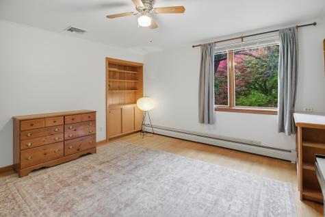 6 Glenview Avenue Lewiston ME 04240