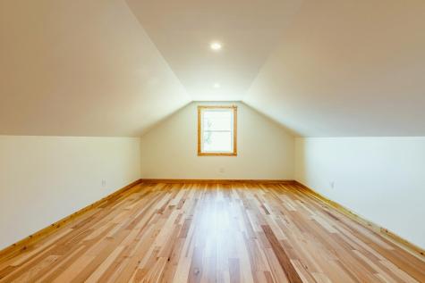 740 Pinnacle Road Liberty ME 04949