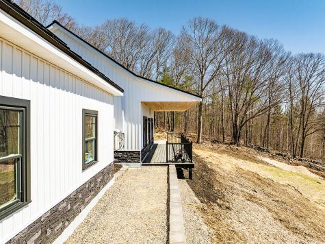 740 Pinnacle Road Liberty ME 04949