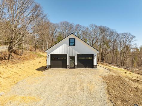 740 Pinnacle Road Liberty ME 04949