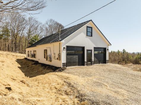 740 Pinnacle Road Liberty ME 04949