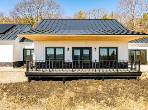 740 Pinnacle Road Liberty ME 04949