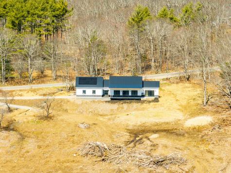 740 Pinnacle Road Liberty ME 04949