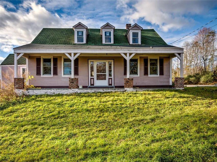 270 Winthrop Street Hallowell ME 04347