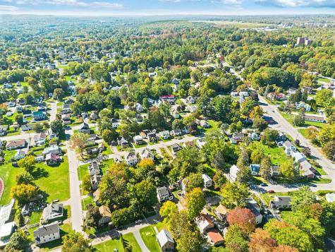 10 Edgewood Street Waterville ME 04901