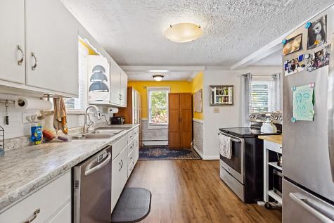 10 Edgewood Street Waterville ME 04901