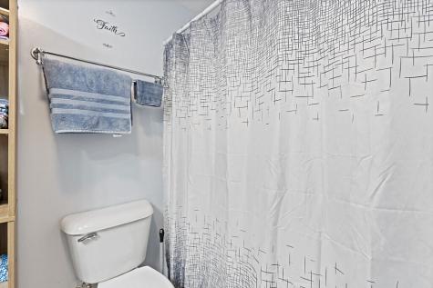 10 Edgewood Street Waterville ME 04901