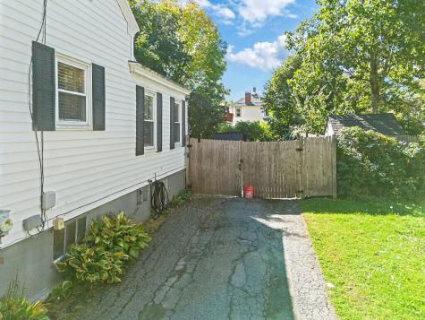 10 Edgewood Street Waterville ME 04901