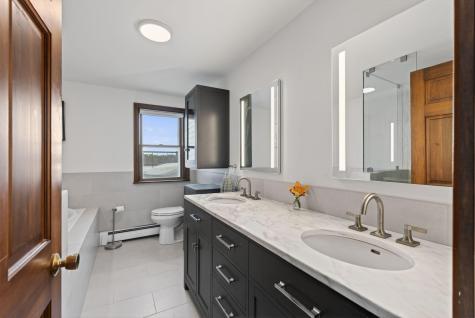 1275 Sawyer Road Cape Elizabeth ME 04107