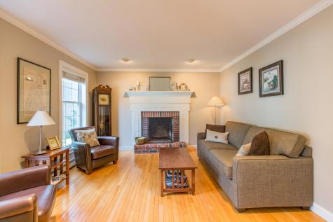 10 Cedarwood Drive Falmouth ME 04105