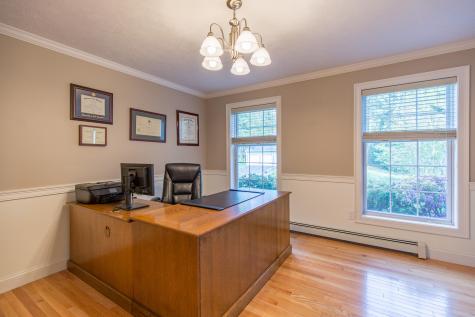 10 Cedarwood Drive Falmouth ME 04105