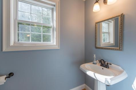 10 Cedarwood Drive Falmouth ME 04105