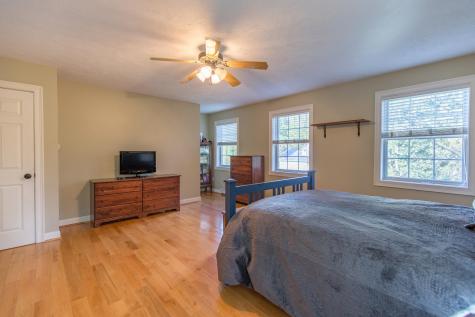 10 Cedarwood Drive Falmouth ME 04105