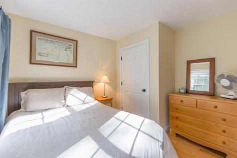 10 Cedarwood Drive Falmouth ME 04105